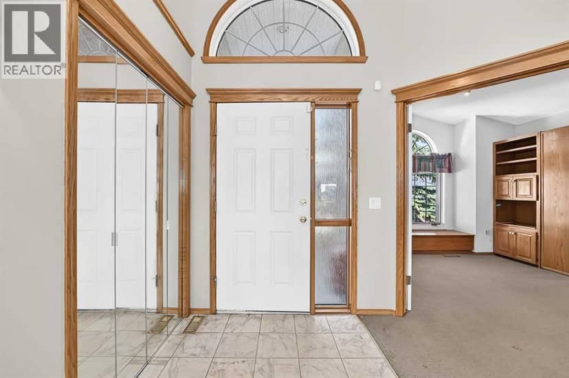2917 Signal Hill Heights SW, Calgary, photo 4