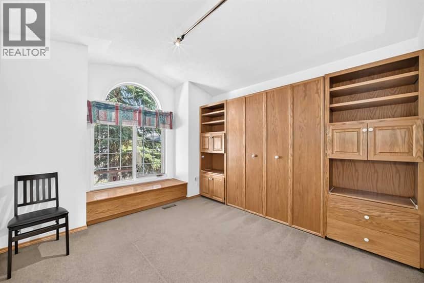 2917 Signal Hill Heights SW — photo 14 of 32