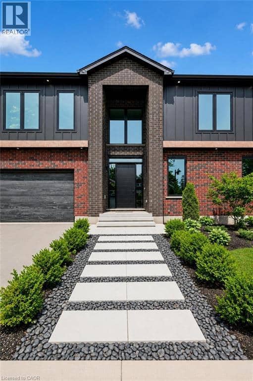 11 CHERRYWOOD Lane — photo 3 of 40