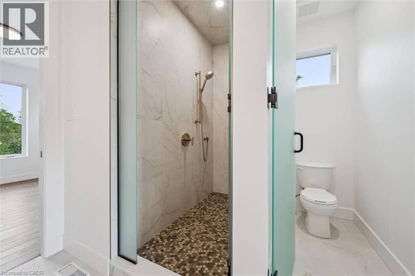 11 CHERRYWOOD Lane — photo 31 of 40