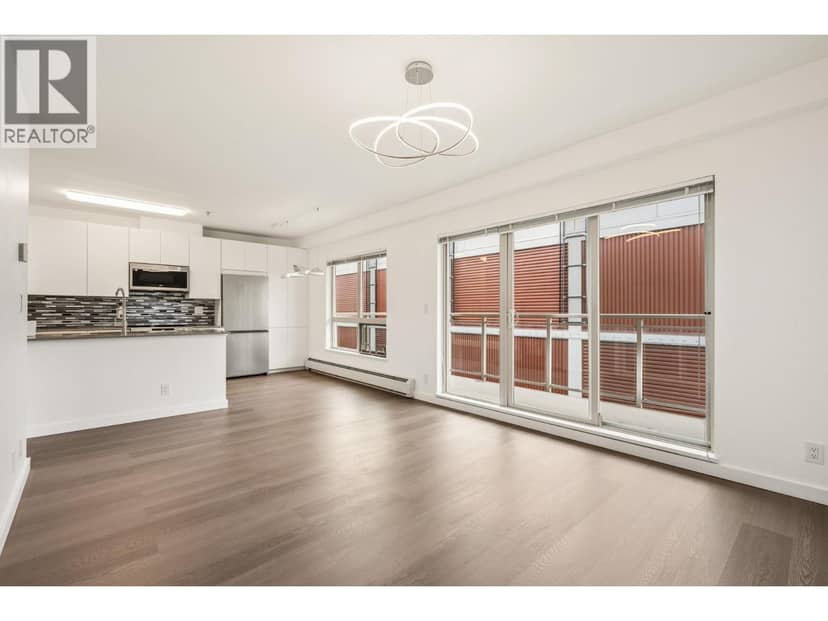303 1033 ST. GEORGES AVENUE, North Vancouver, photo 5