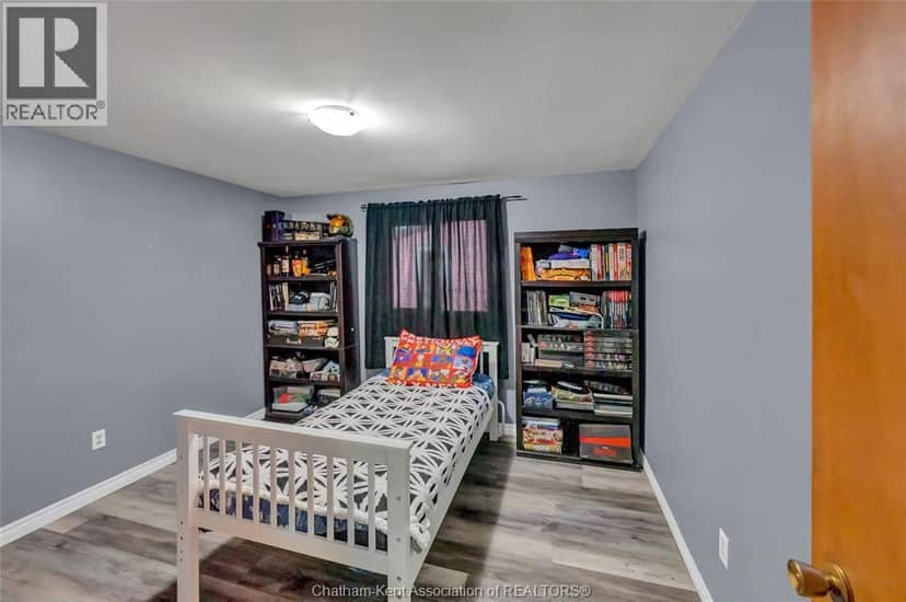 150 Lark STREET — photo 16 of 35