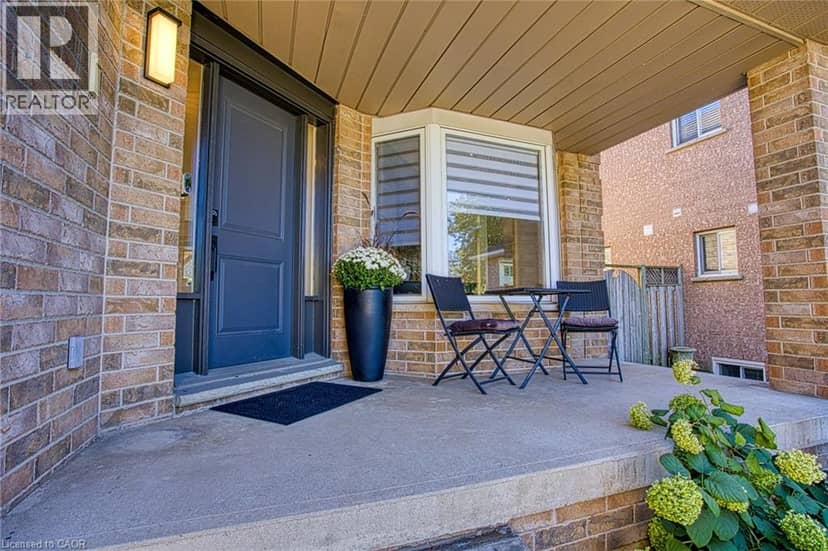 43 SPADARA Drive, Hamilton, photo 3