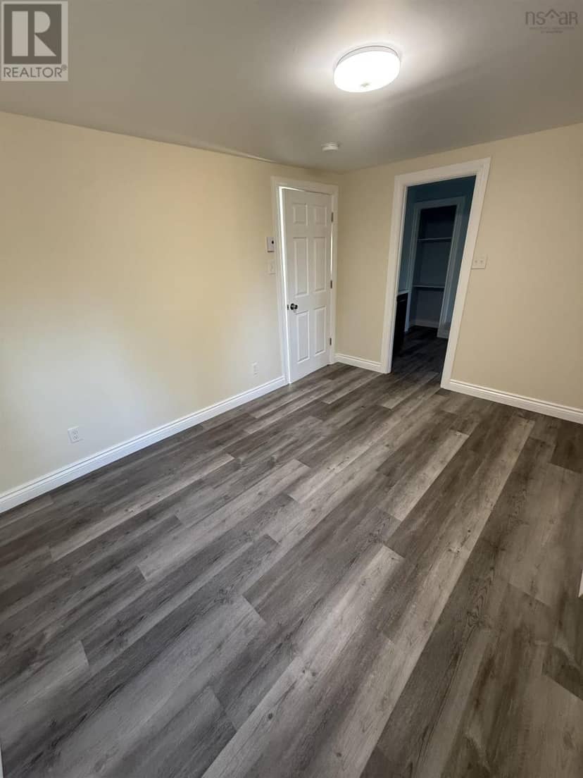 1600 Lingan Road — photo 9 of 40