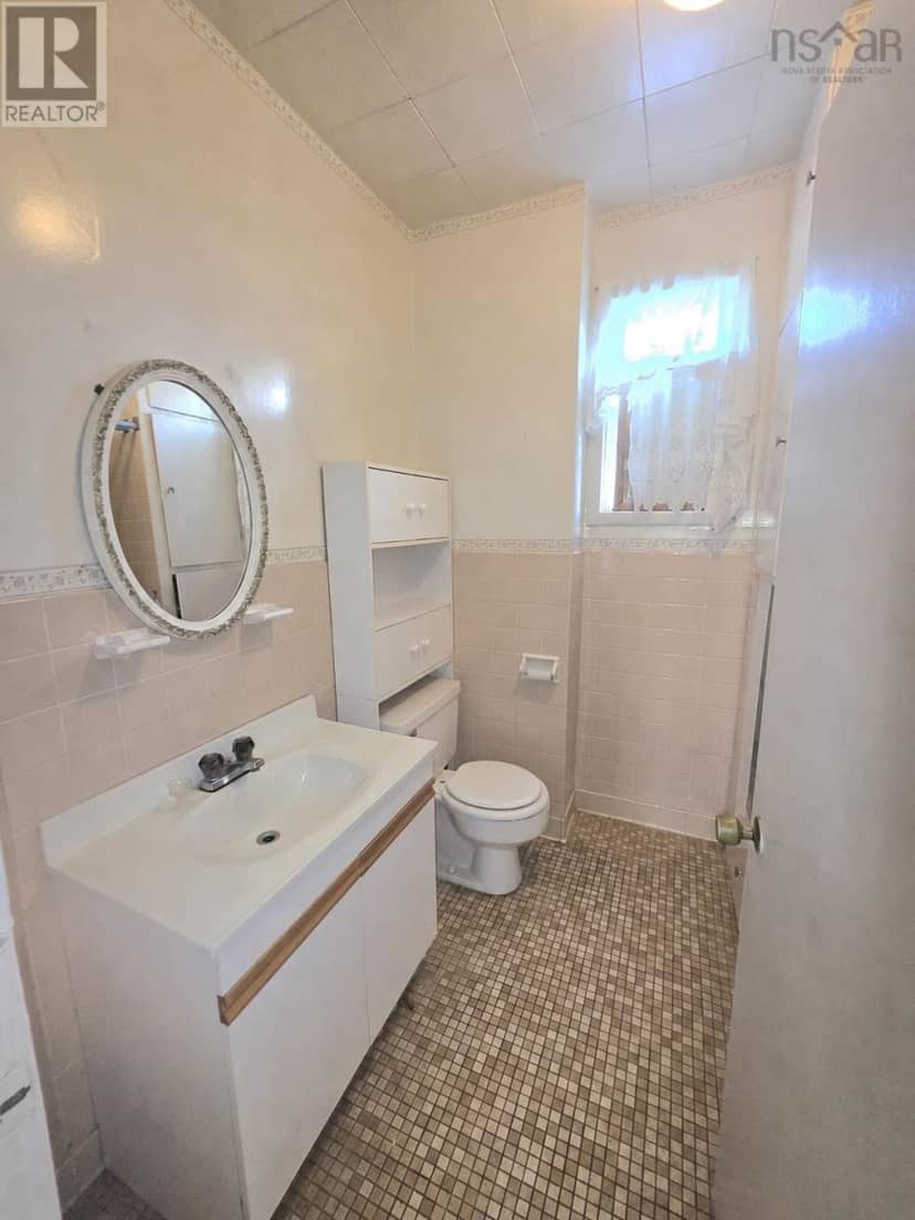 284 Foord Street — photo 19 of 40