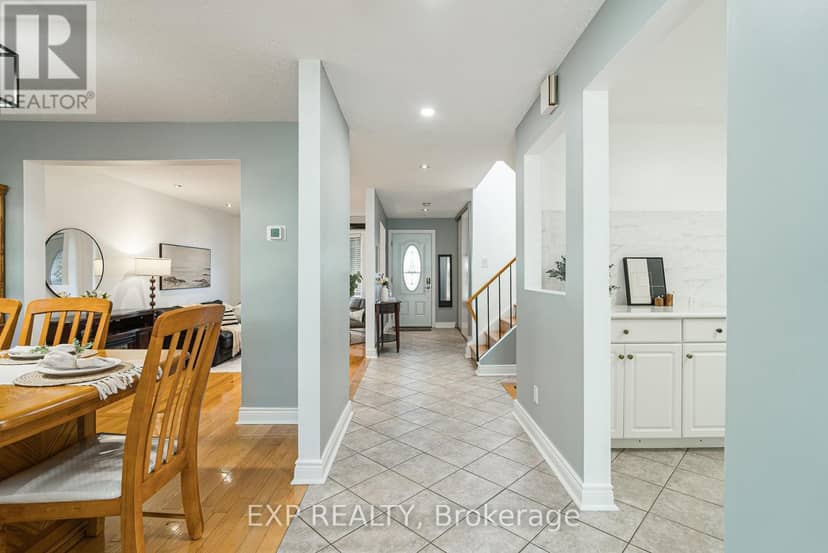 1237 Cedarcroft Crescent — photo 9 of 31
