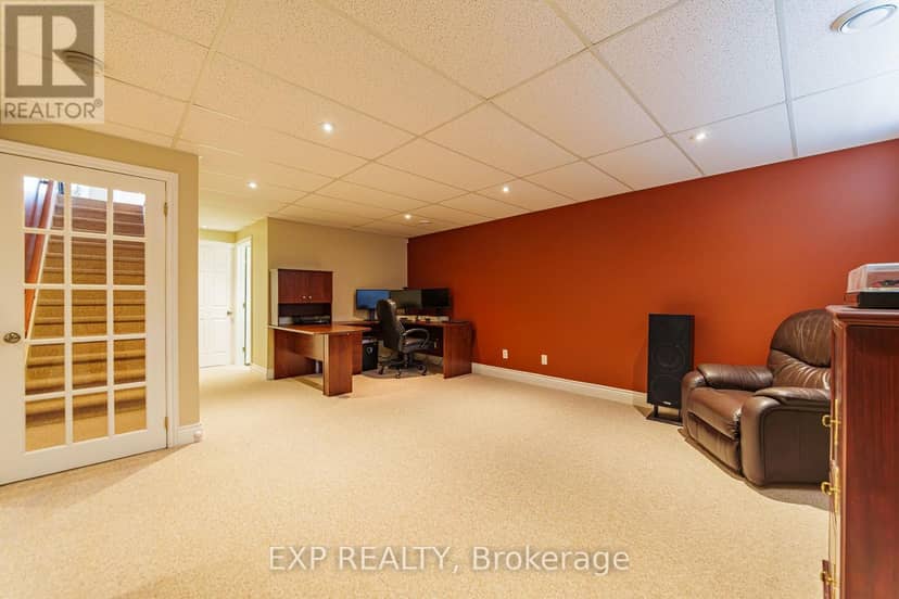 1496 Queensdale Avenue — photo 16 of 30