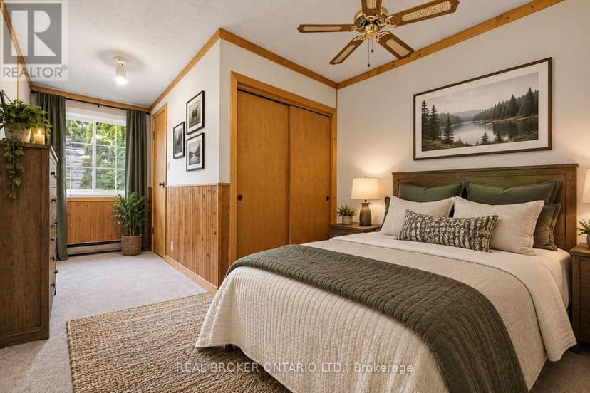 800 Pinegrove Crescent — photo 17 of 40