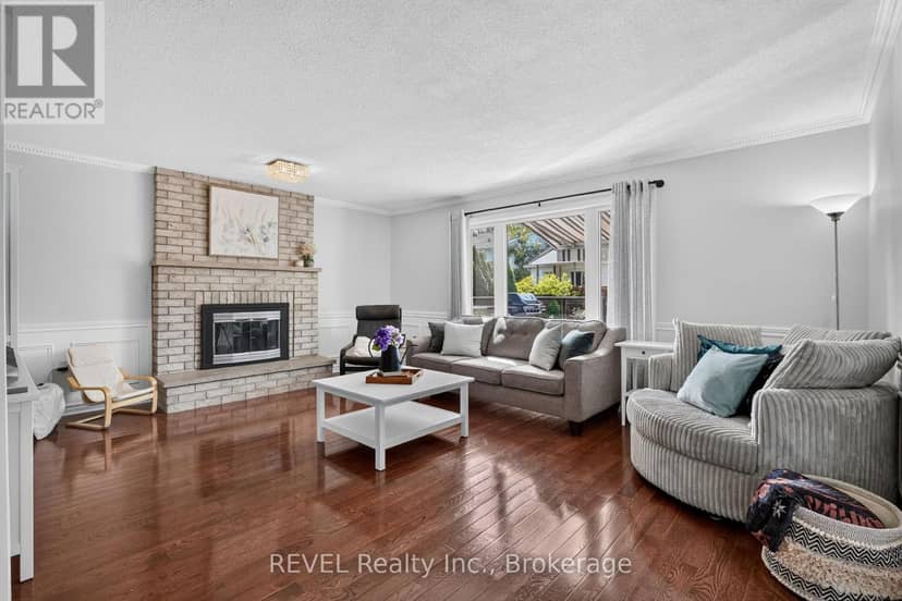 10 Meadowbrook Lane — photo 17 of 40