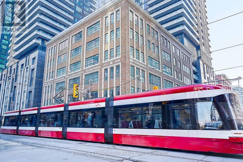 702 - 115 Blue Jays Way, Toronto, photo 2