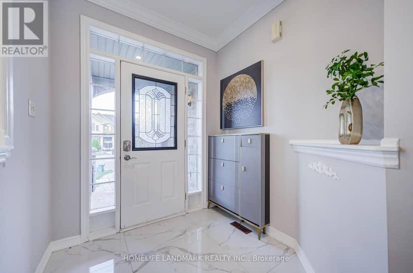 2 Kingshill Road, Richmond Hill, photo 2