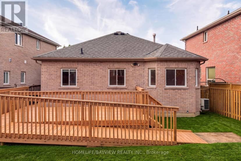 126 Raymond Crescent — photo 17 of 20