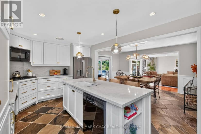 98 Idlewood Drive, Springwater, photo 7