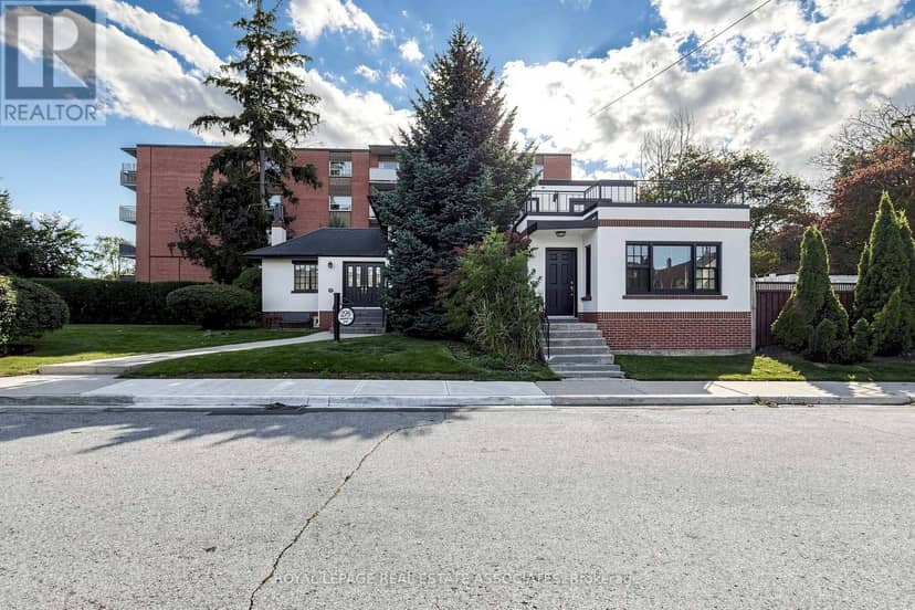 298 Lakeshore Road E — photo 3 of 40
