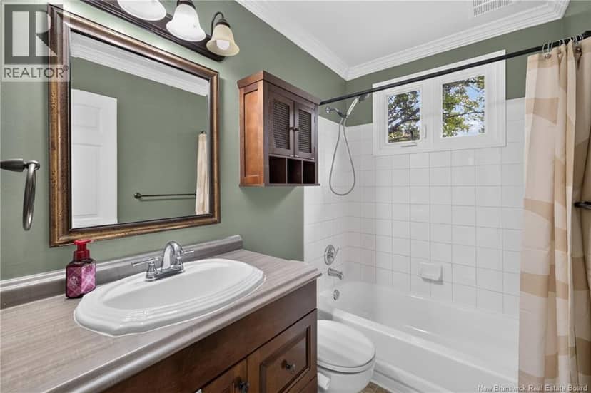 946 Francois Street — photo 11 of 34