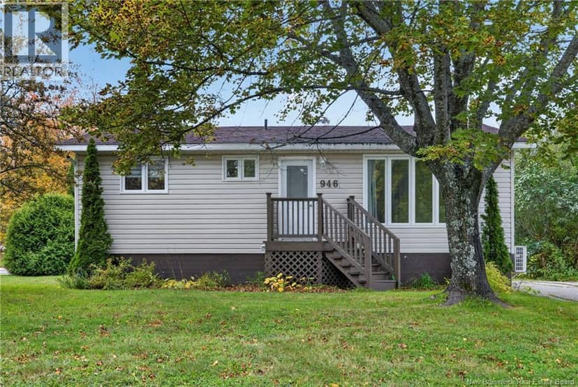 946 Francois Street, Beresford, photo 2