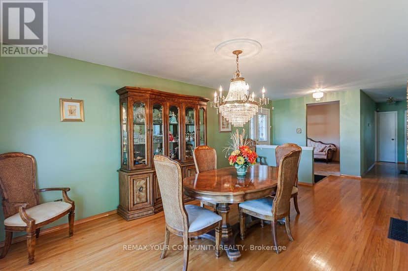 15 Valencia Crescent, Toronto, photo 5
