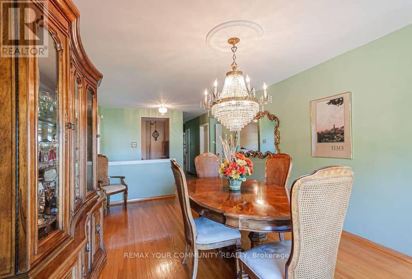 15 Valencia Crescent, Toronto, photo 6
