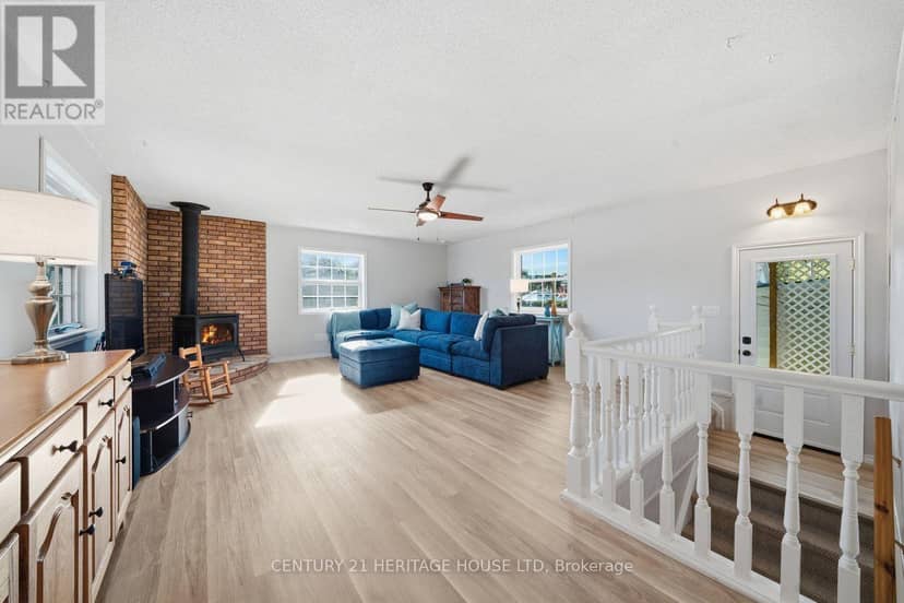 144 St George Street — photo 17 of 40