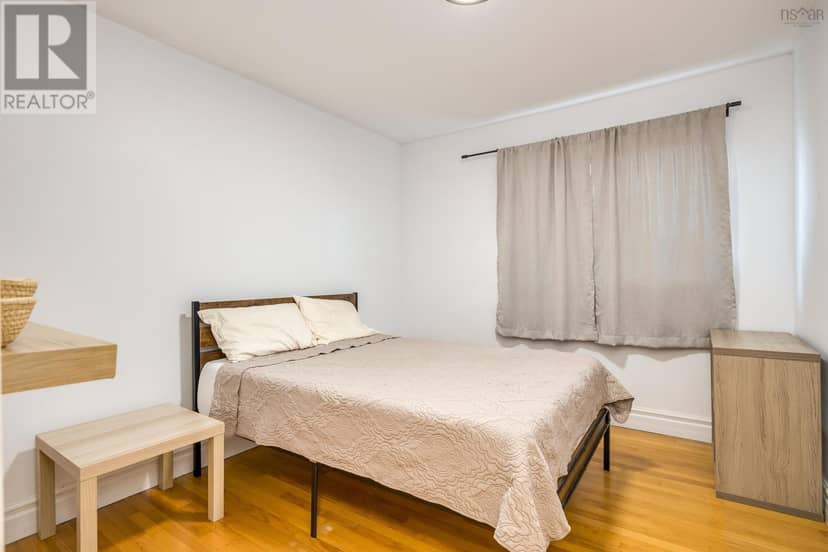 36 Erin Drive — photo 19 of 40
