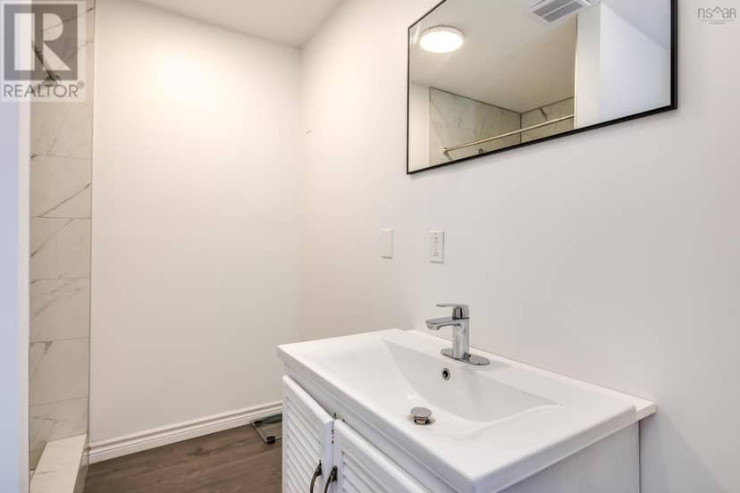 36 Erin Drive — photo 26 of 40