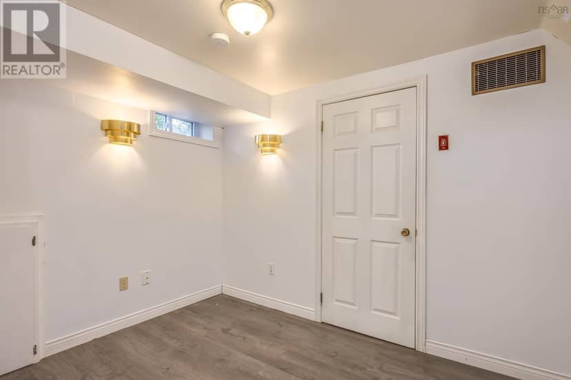 36 Erin Drive — photo 40 of 40