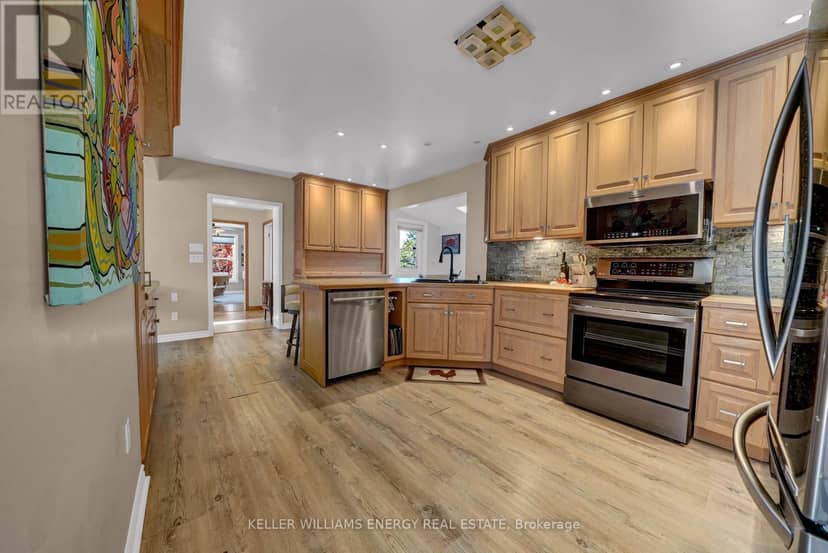 11858 Loyalist Parkway — photo 22 of 40