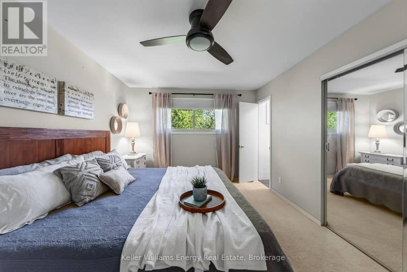 28 Briarwood Crescent — photo 36 of 40