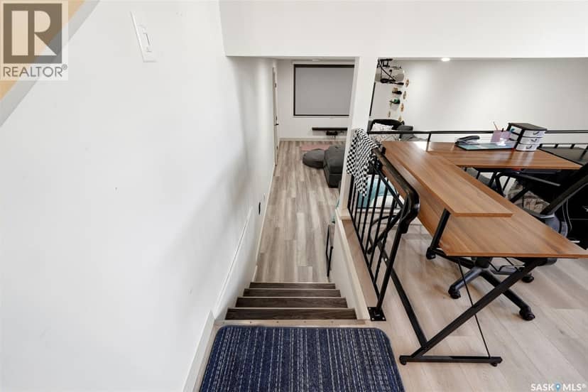 31 Berenson AVENUE — photo 29 of 40