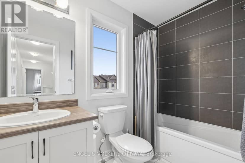 185 Chakra Street — photo 17 of 28