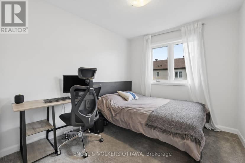 185 Chakra Street — photo 18 of 28