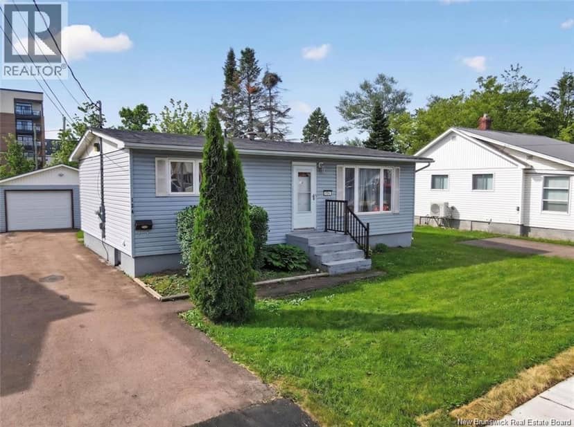 124 Redmond Street — photo 1 of 39
