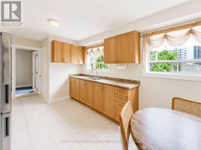180 Woodsworth Road — photo 17 of 40