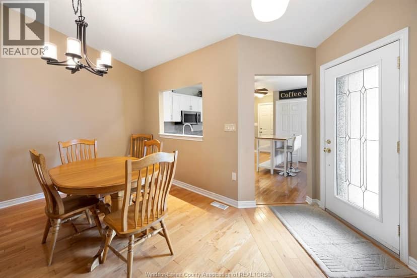41 Cherokee Lane — photo 16 of 37