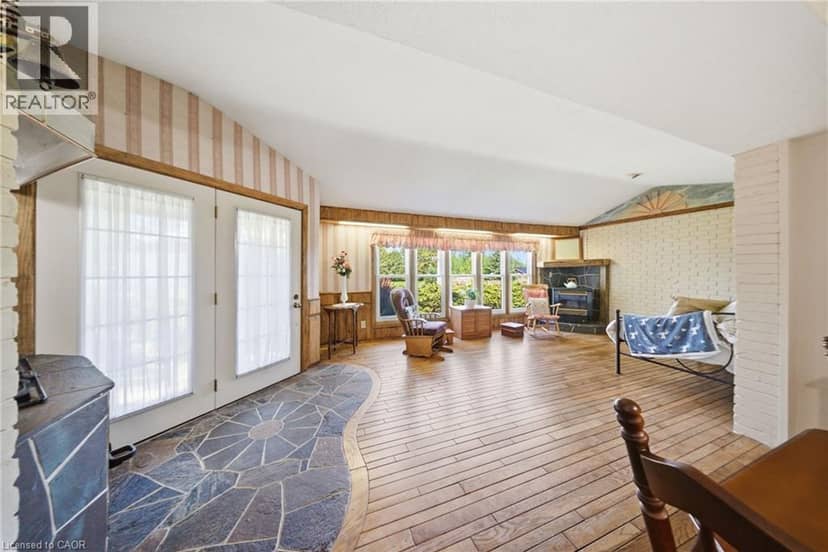 800 TREMAINE Avenue S — photo 15 of 40