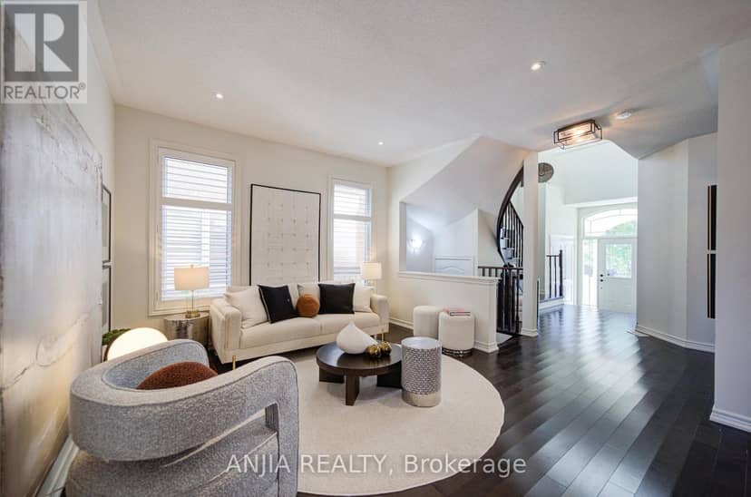 68 Old Field Crescent — photo 10 of 40