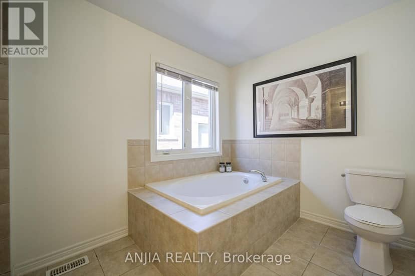 68 Old Field Crescent — photo 40 of 40