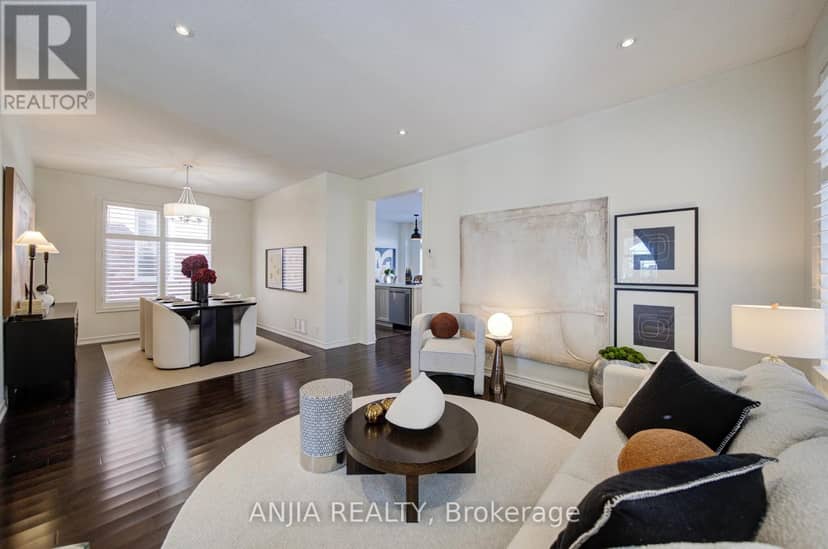 68 Old Field Crescent — photo 9 of 40