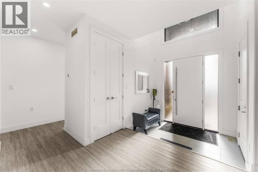 68 Conservation Boulevard, Kingsville, photo 4