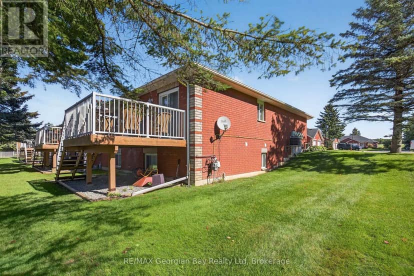 5 - 90 Thompsons Road — photo 33 of 40