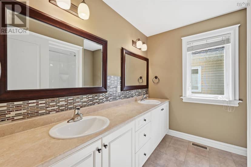 55 Windridge Lane — photo 27 of 40