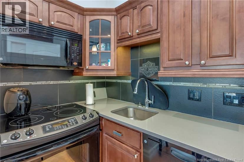 355 Cornwall Road — photo 39 of 40