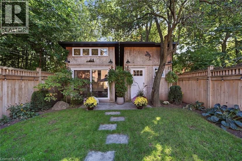 35 FAIRLEIGH Avenue S — photo 37 of 40