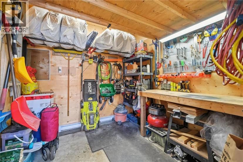 35 FAIRLEIGH Avenue S — photo 39 of 40