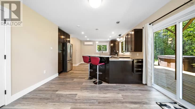 360 McGrath Avenue — photo 12 of 40