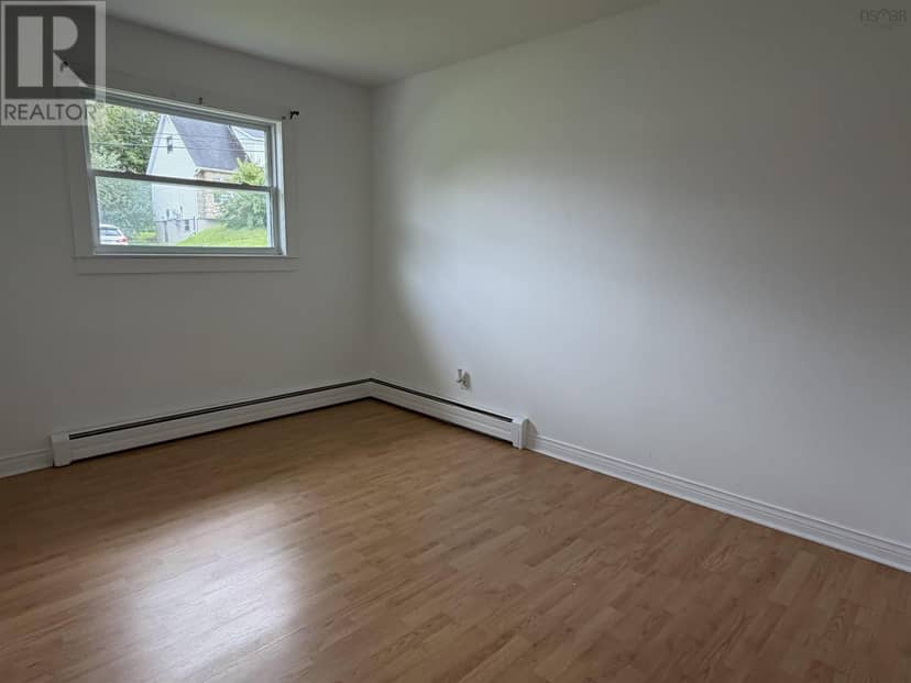 127 Kennedy Avenue — photo 11 of 40
