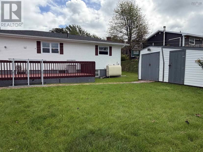 127 Kennedy Avenue — photo 17 of 40
