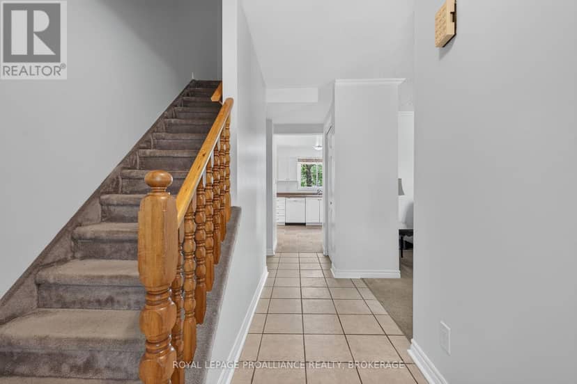 900 Nottinghill Avenue, Kingston, photo 6