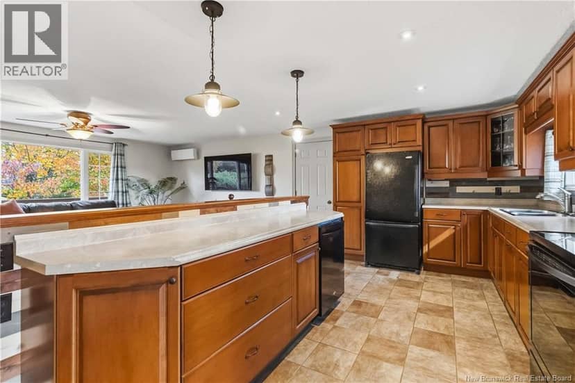 184 Branch Street — photo 12 of 40