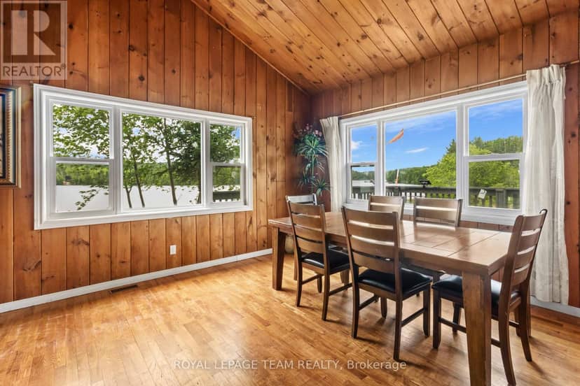 682 Long Lake Road — photo 14 of 40